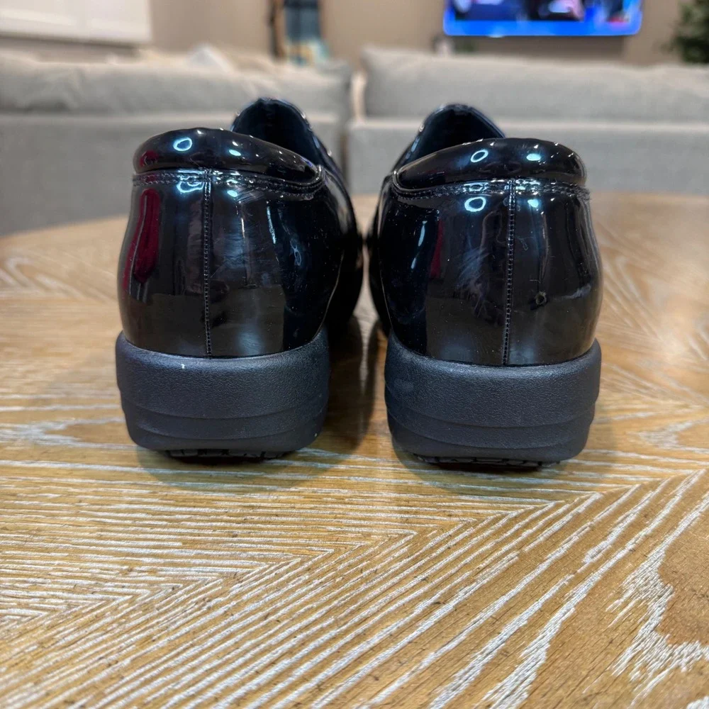 Abeo Gisel Clogs Patent‎ Black Slip On Size 8